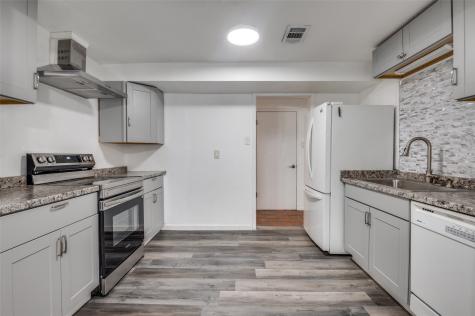 1905 Huntington Drive Grand Prairie TX 75051