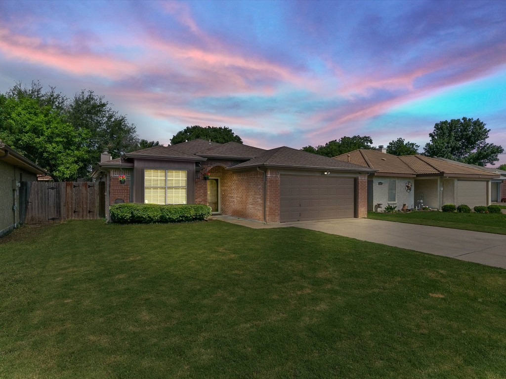 2312 Sundrop Court Fort Worth TX 76108