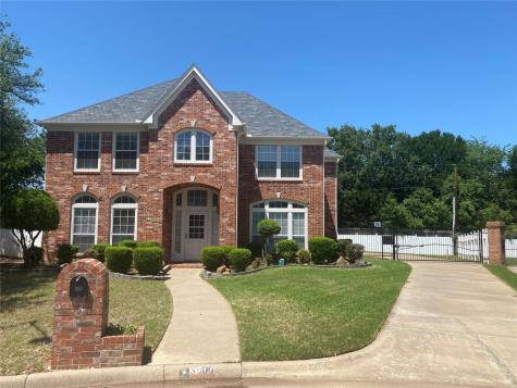 3900 Coulter Court Arlington TX 76016