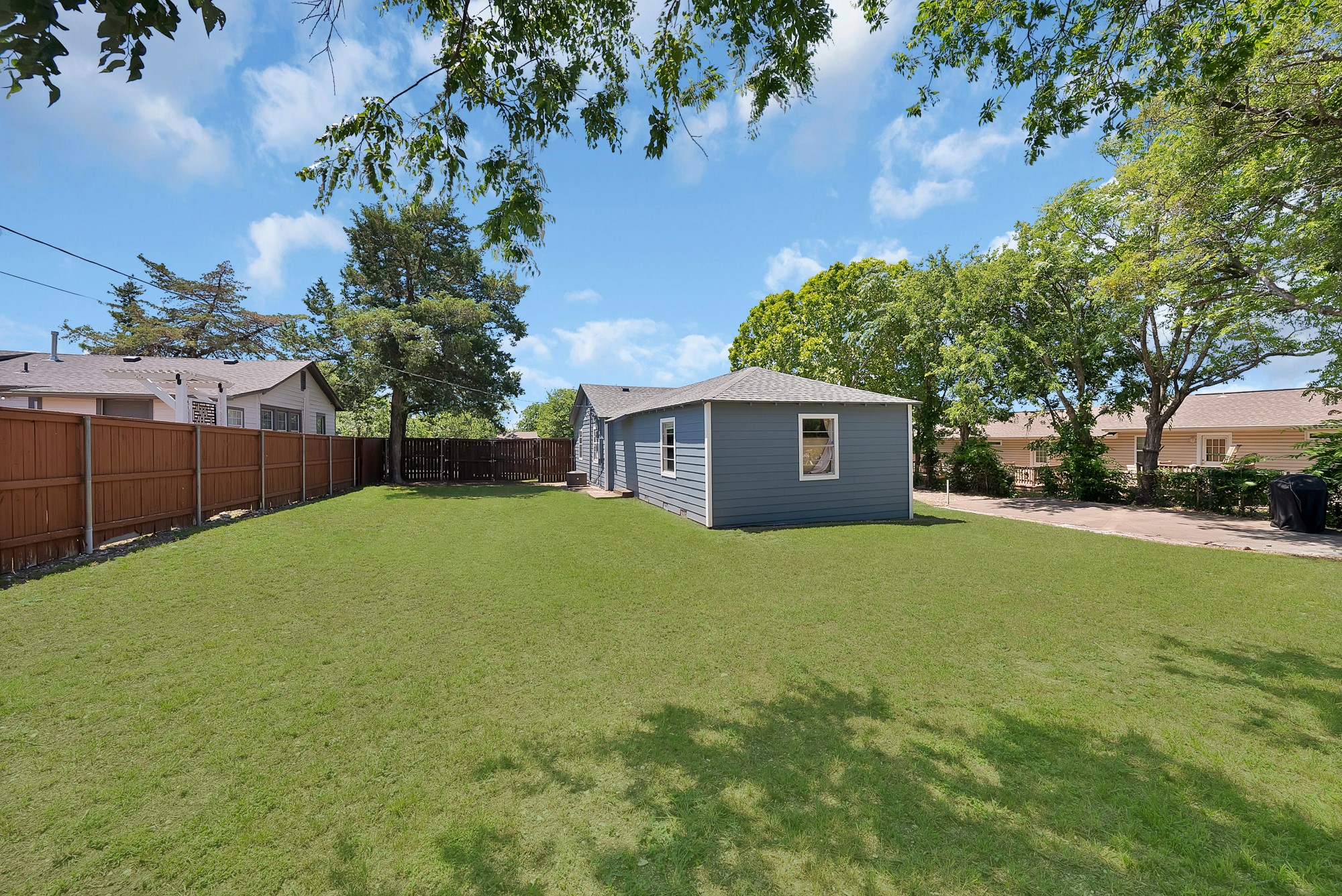 331 W Vinyard Road Duncanville TX 75137