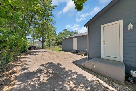 331 W Vinyard Road Duncanville TX 75137
