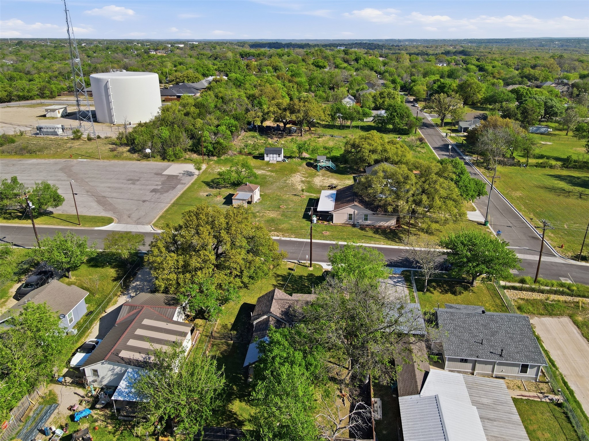 718 Narrow Street Weatherford TX 76086