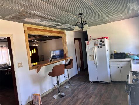 1305 Oak Megargel TX 76370