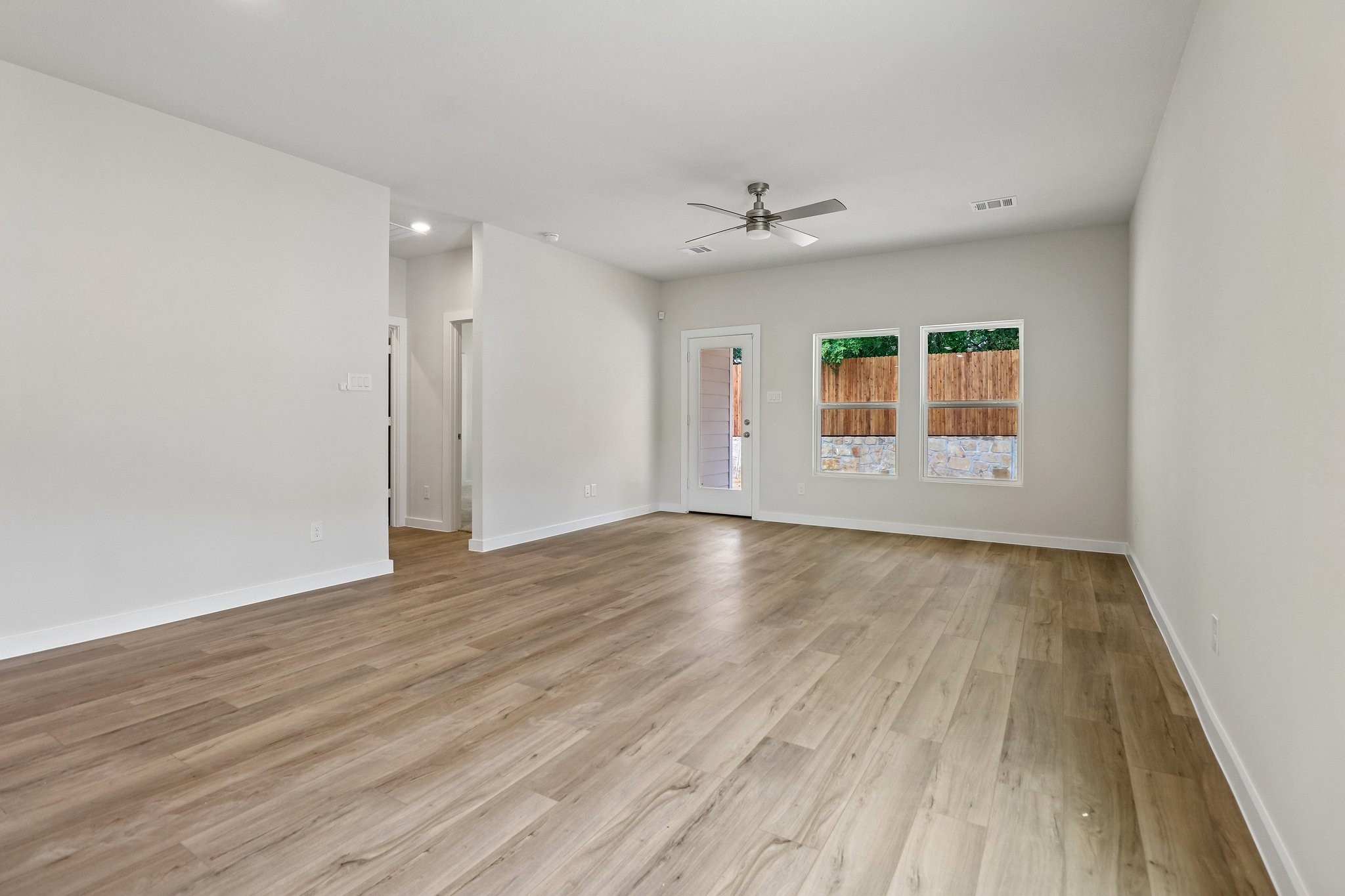 359 Declan Street Springtown TX 76082