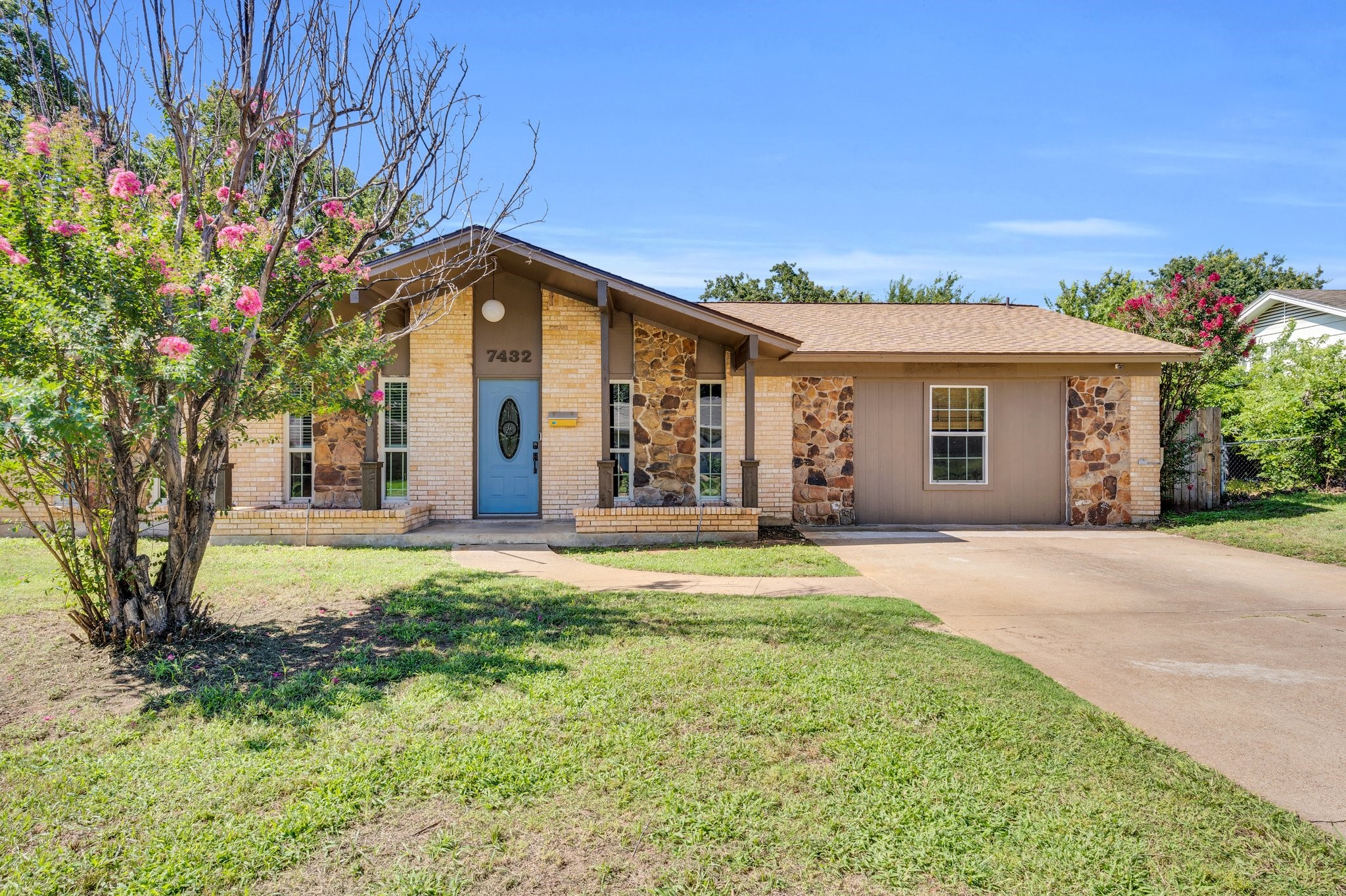 7432 Beckwood Drive Fort Worth TX 76112