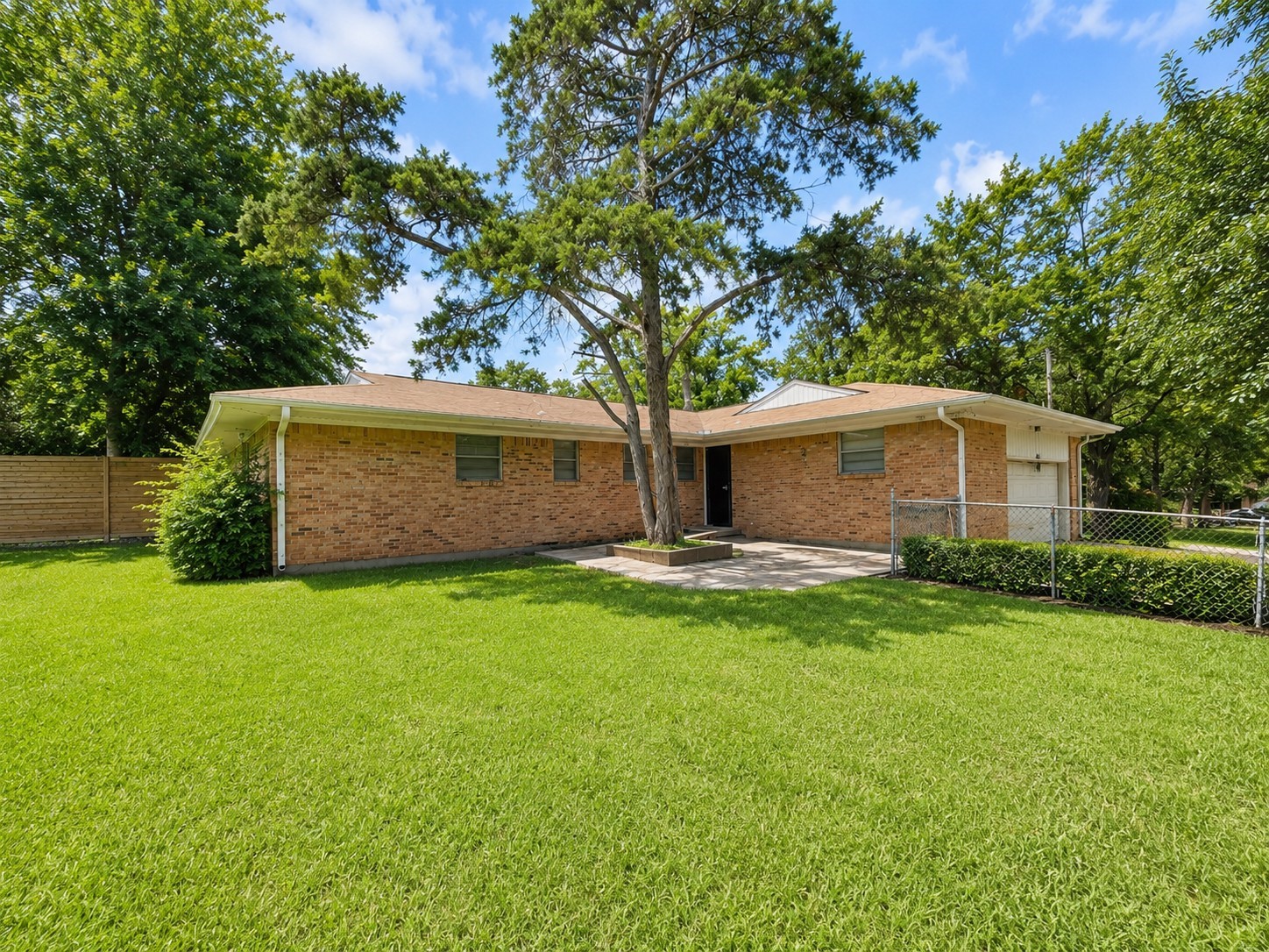 4708 Dove Creek Way Dallas TX 75232