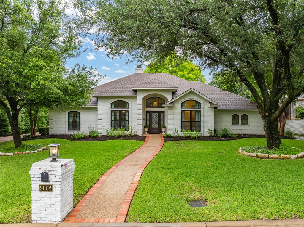 9002 Treeline Drive Woodway TX 76712