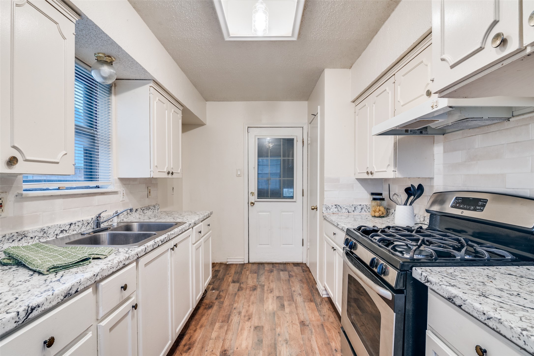 4706 Concord Garland TX 75042