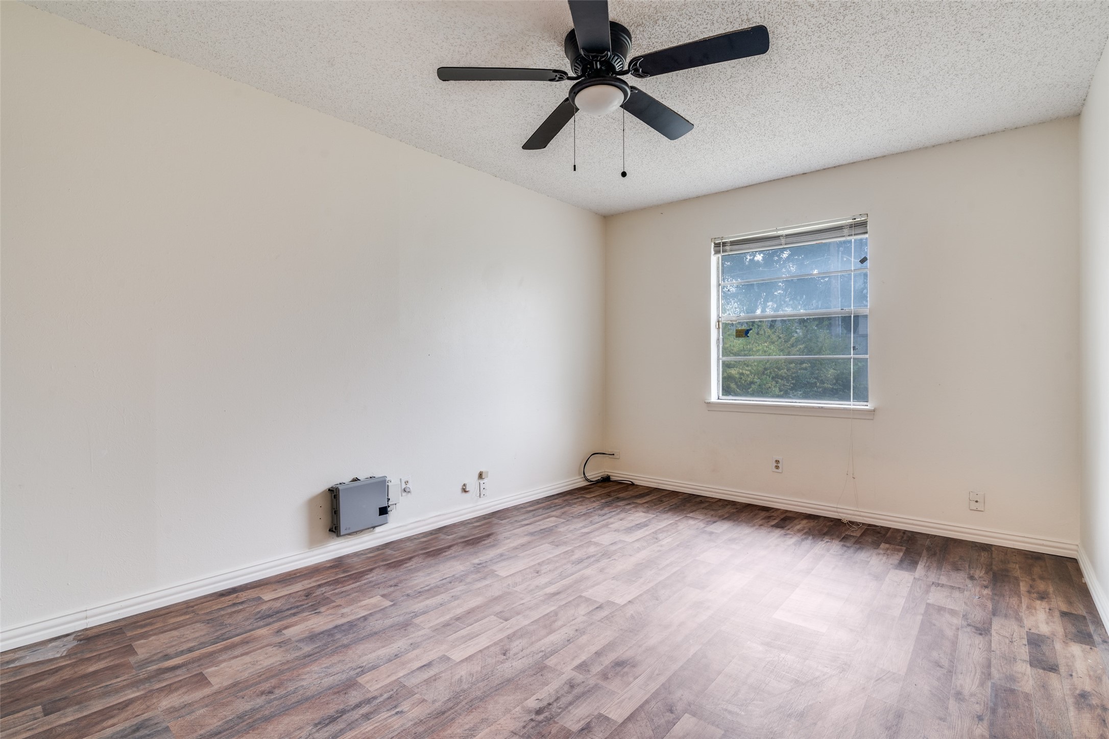 4706 Concord Garland TX 75042