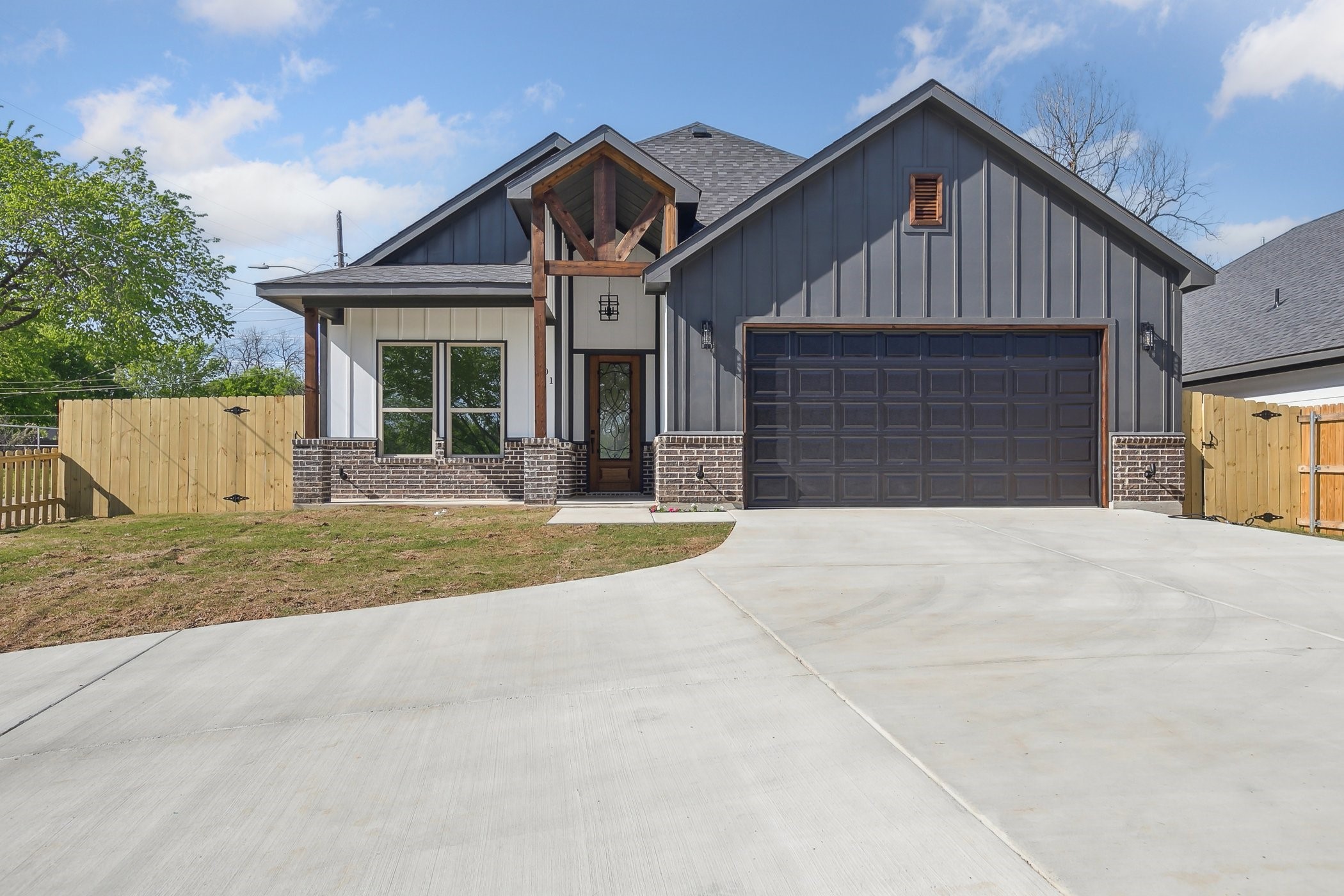 1201 E Butler Street Fort Worth TX 76115