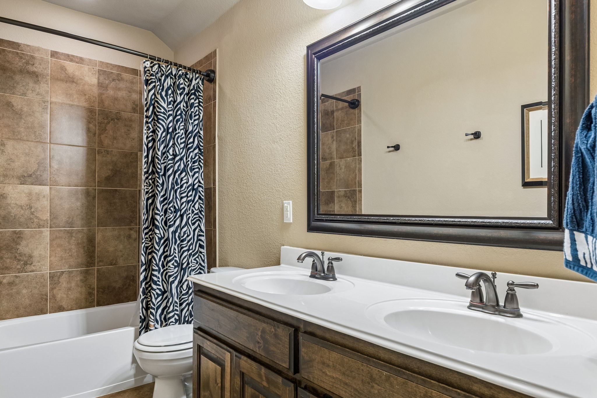 2452 Elm Valley Drive Little Elm TX 75068