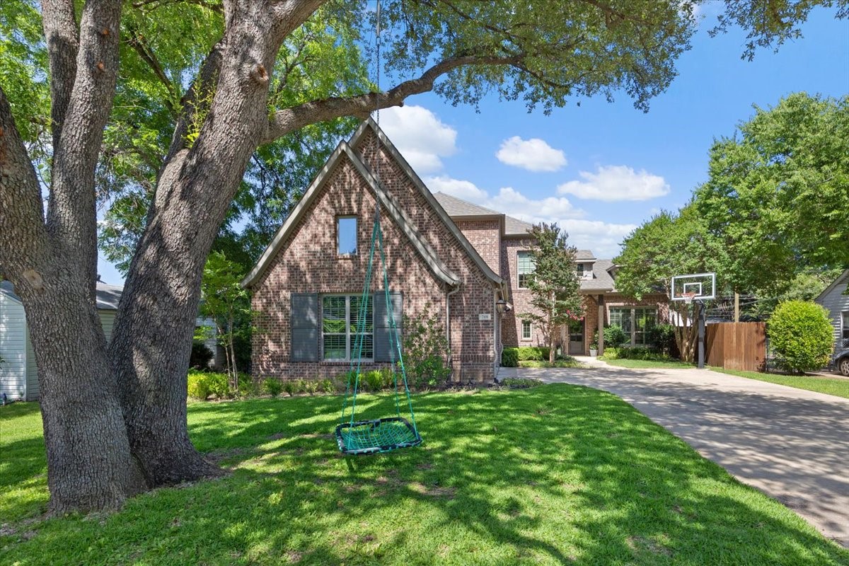 708 Northwood Road Fort Worth TX 76107