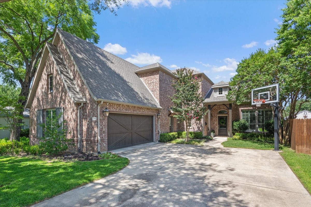 708 Northwood Road Fort Worth TX 76107