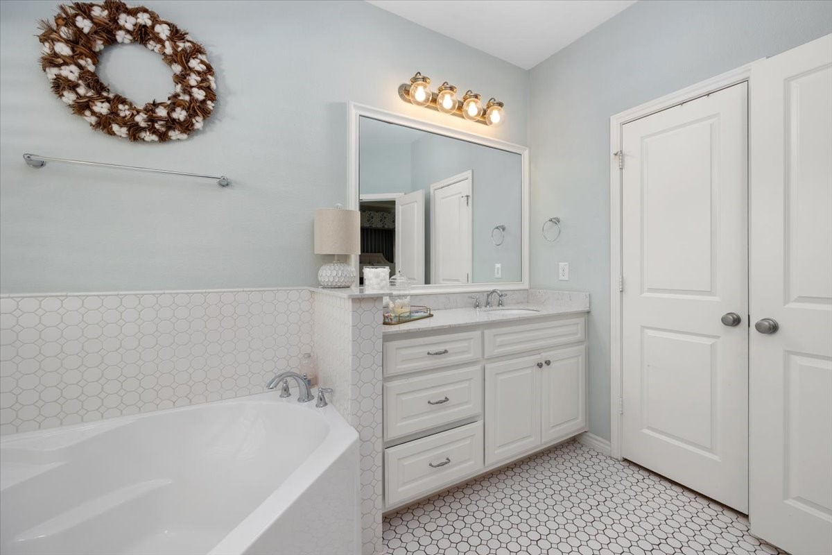 708 Northwood Road Fort Worth TX 76107