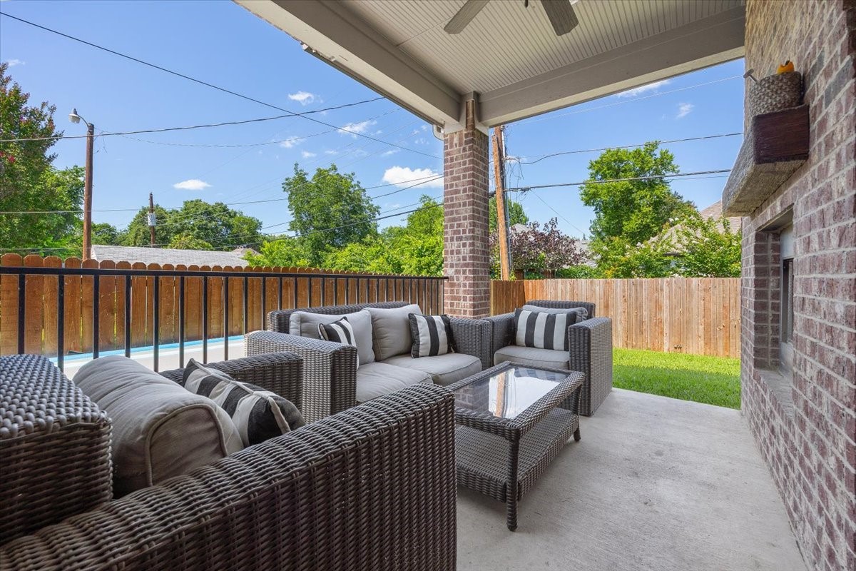 708 Northwood Road Fort Worth TX 76107