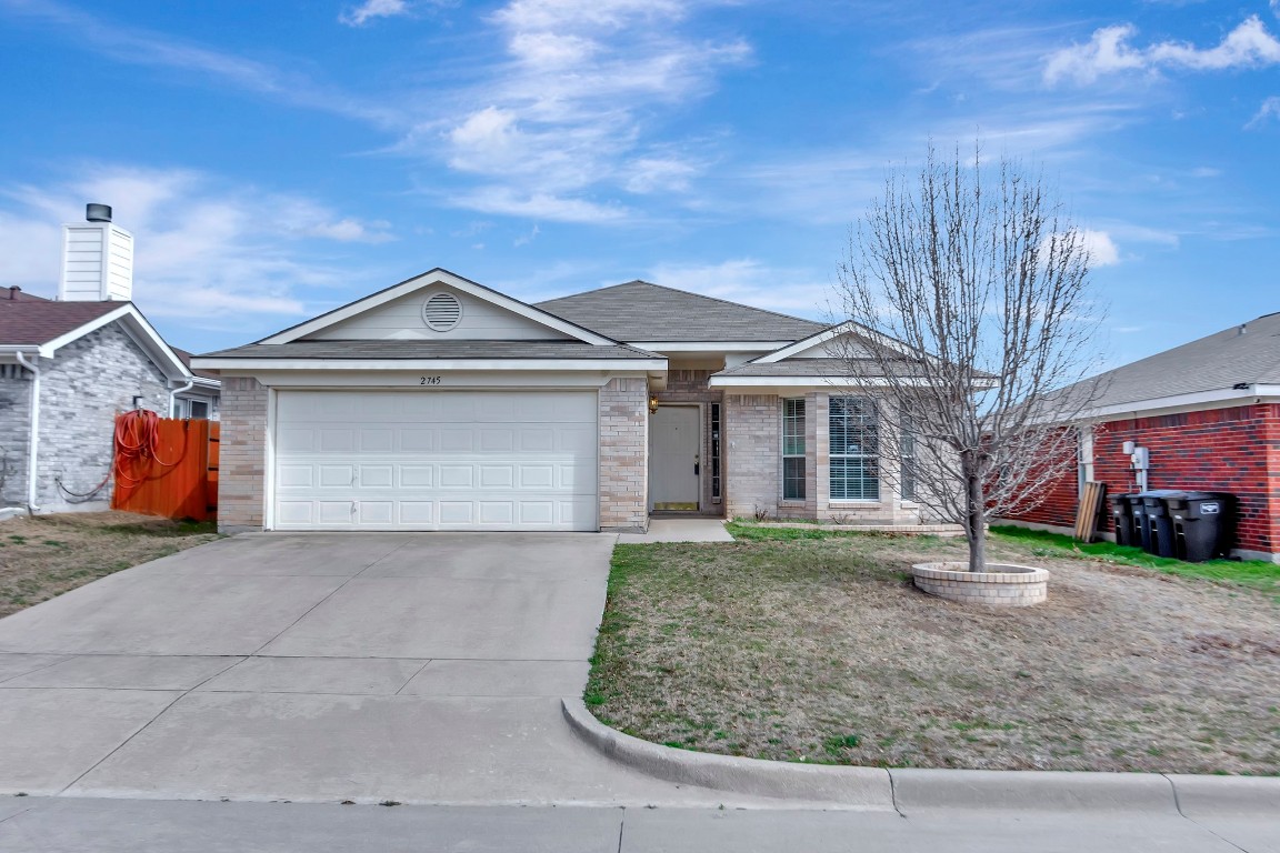 2745 Castro Lane Fort Worth TX 76108