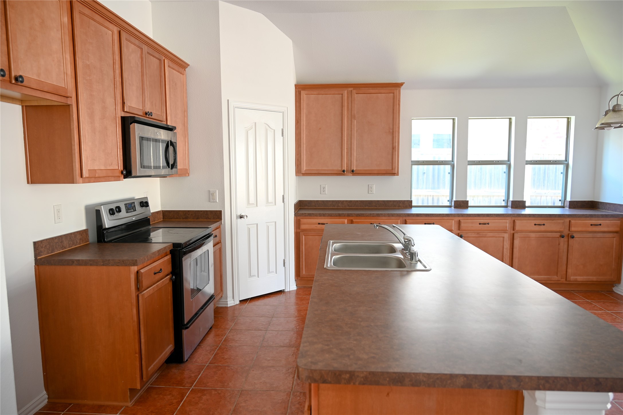 2204 Rockport Drive Mckinney TX 75071