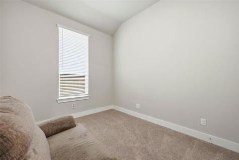 1205 S Roundwash Way Midlothian TX 76065