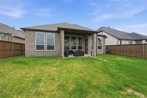 1205 S Roundwash Way Midlothian TX 76065