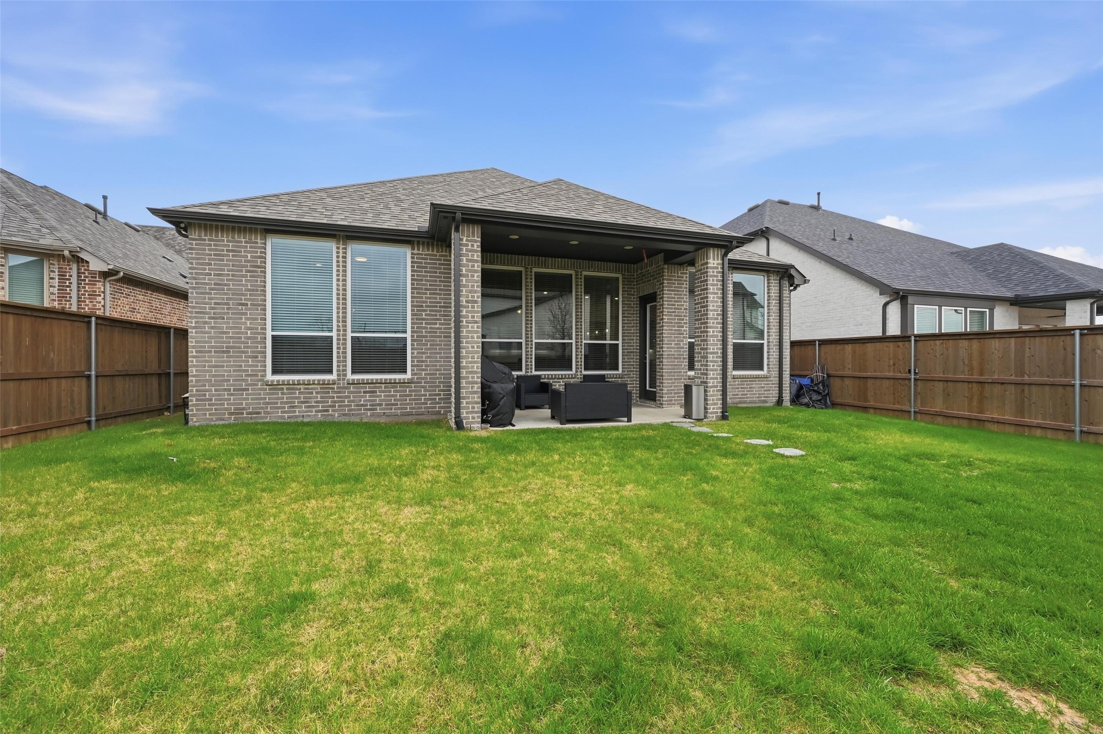 1205 S Roundwash Way Midlothian TX 76065