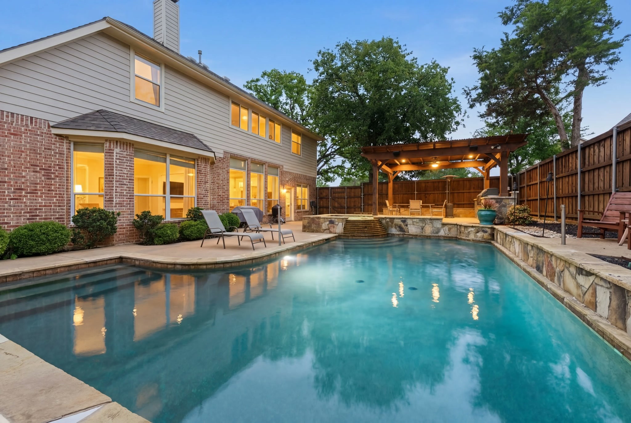 965 Fall Creek Grapevine TX 76051