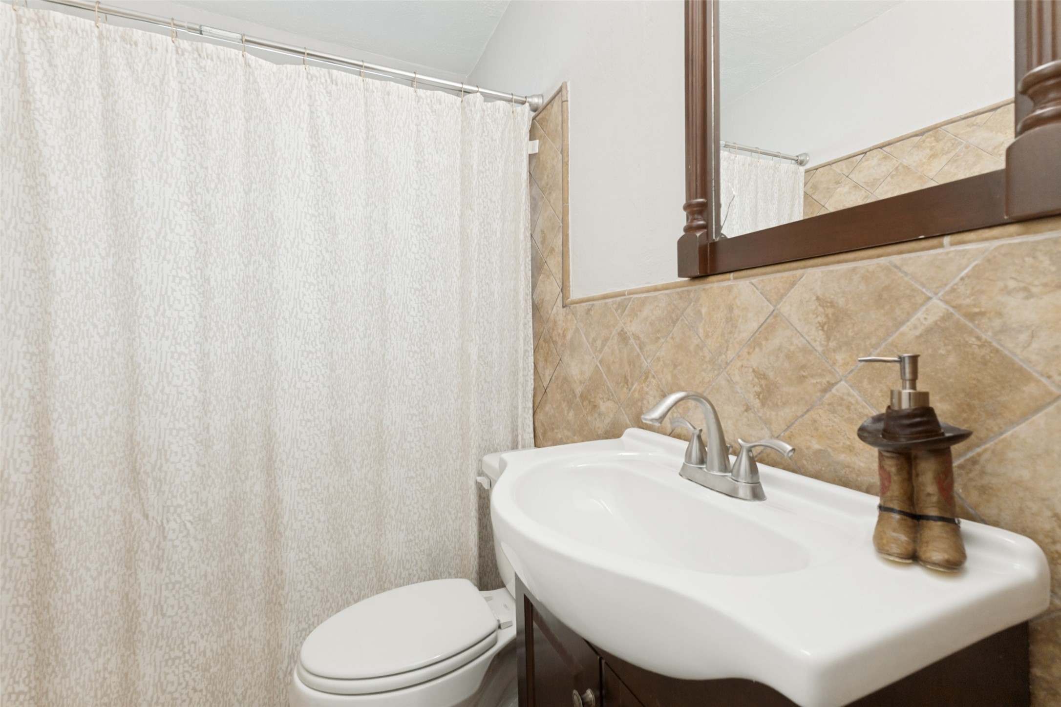 211 Brazos Street Garland TX 75041