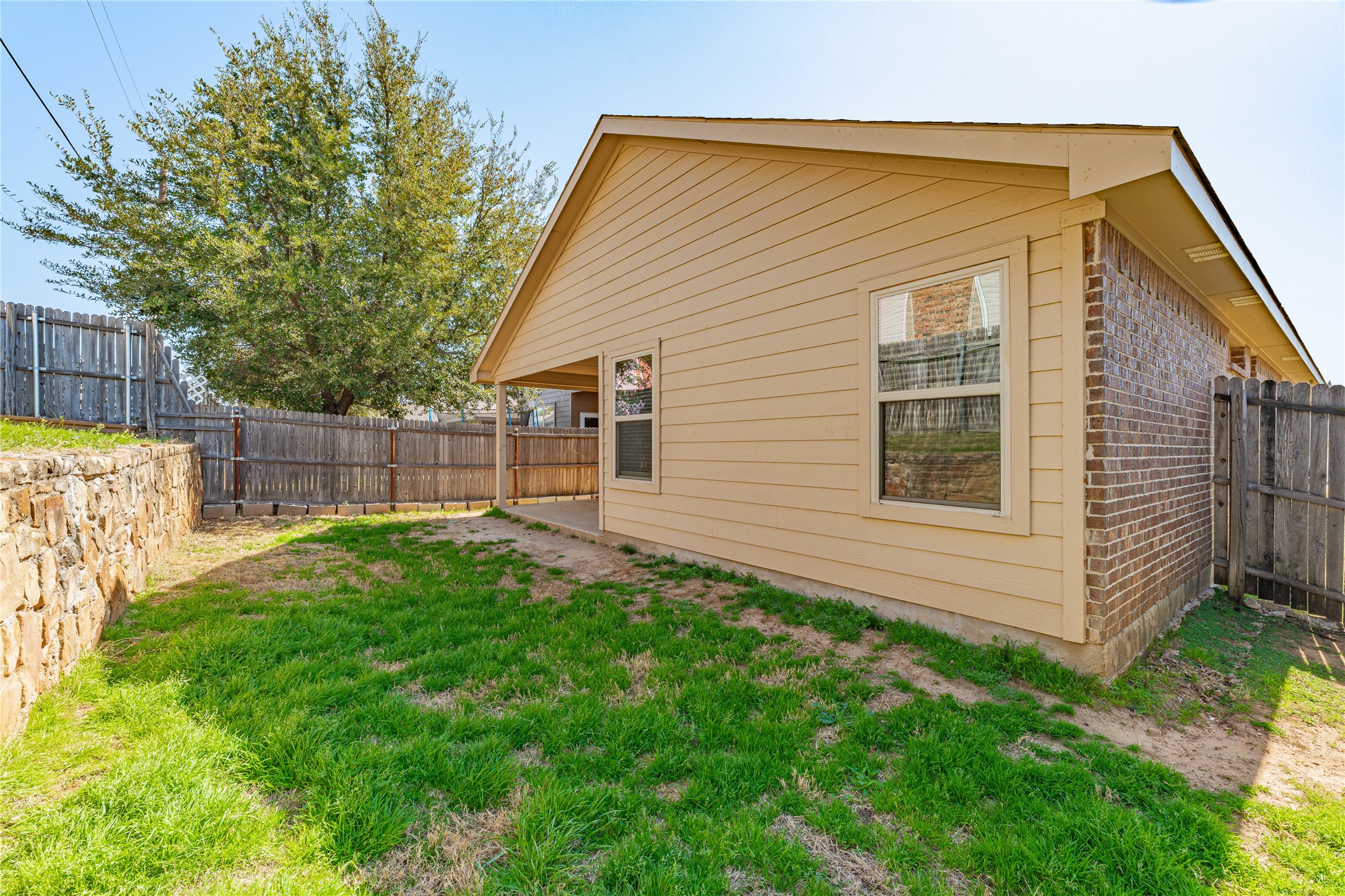 1329 Briarwood Drive Azle TX 76020