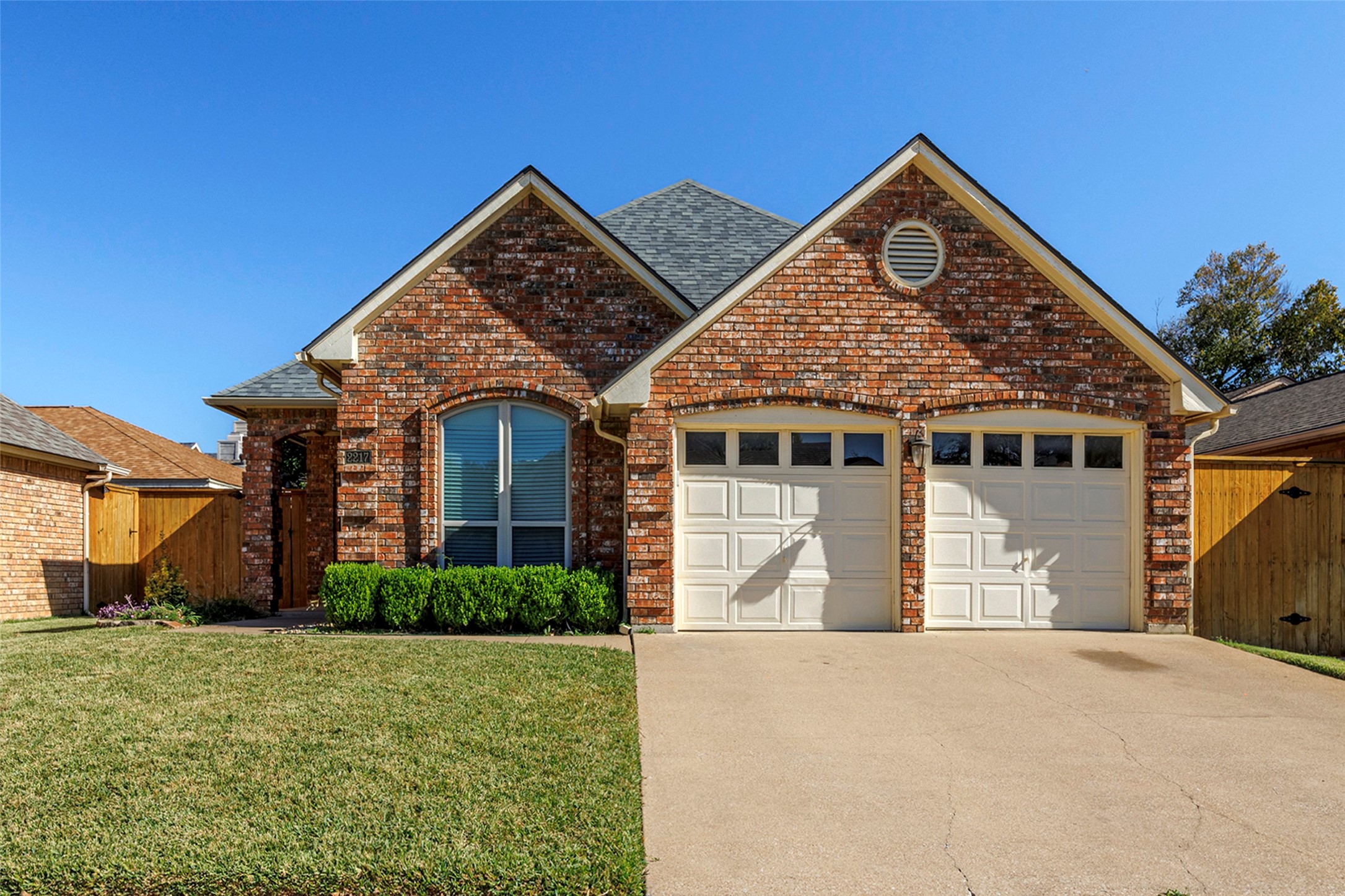2217 Marvin Gardens Street Arlington TX 76011