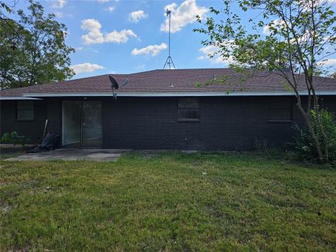 781 Hardeman Italy TX 76651