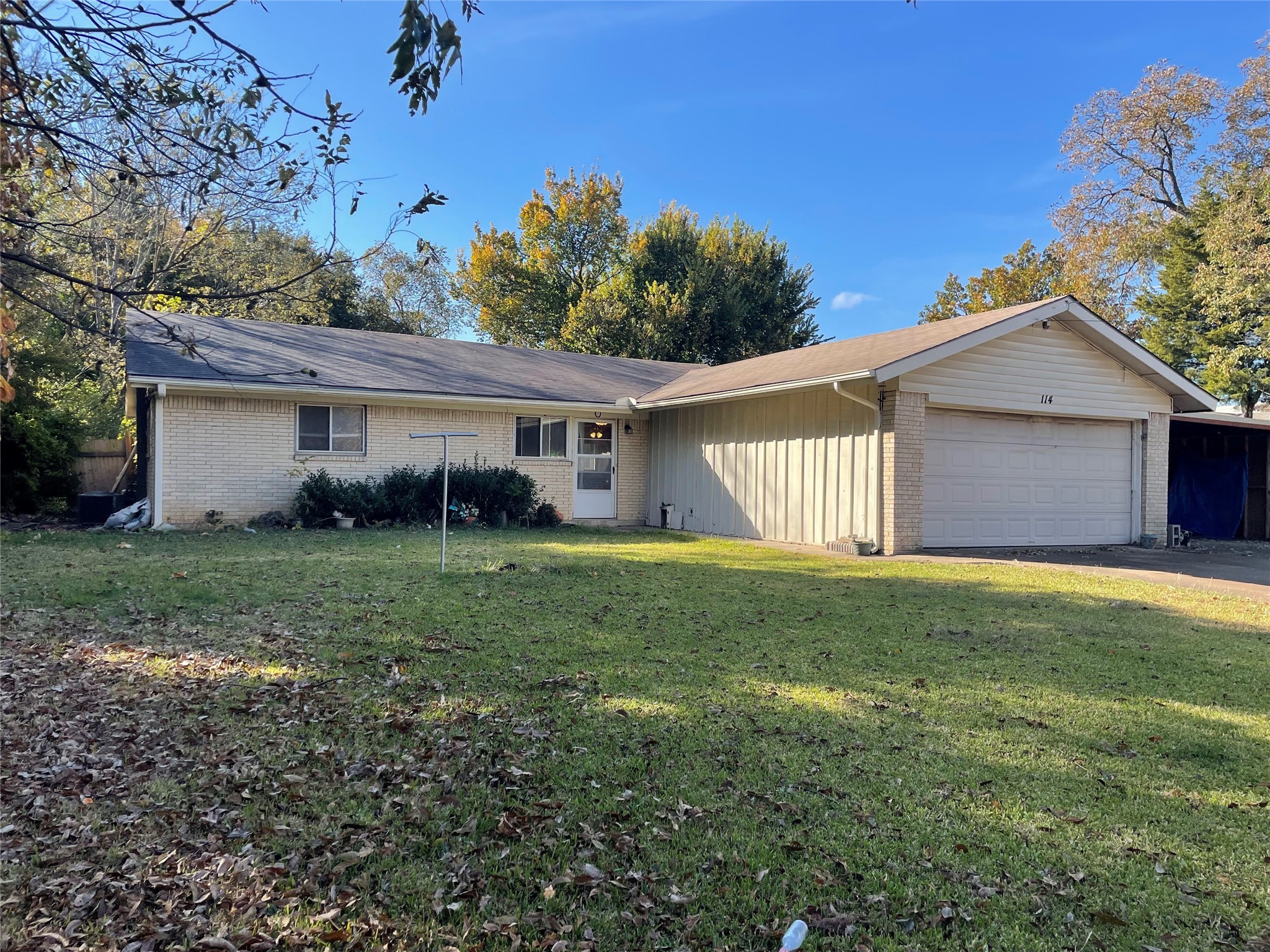 114 E Rentz Street Weatherford TX 76086