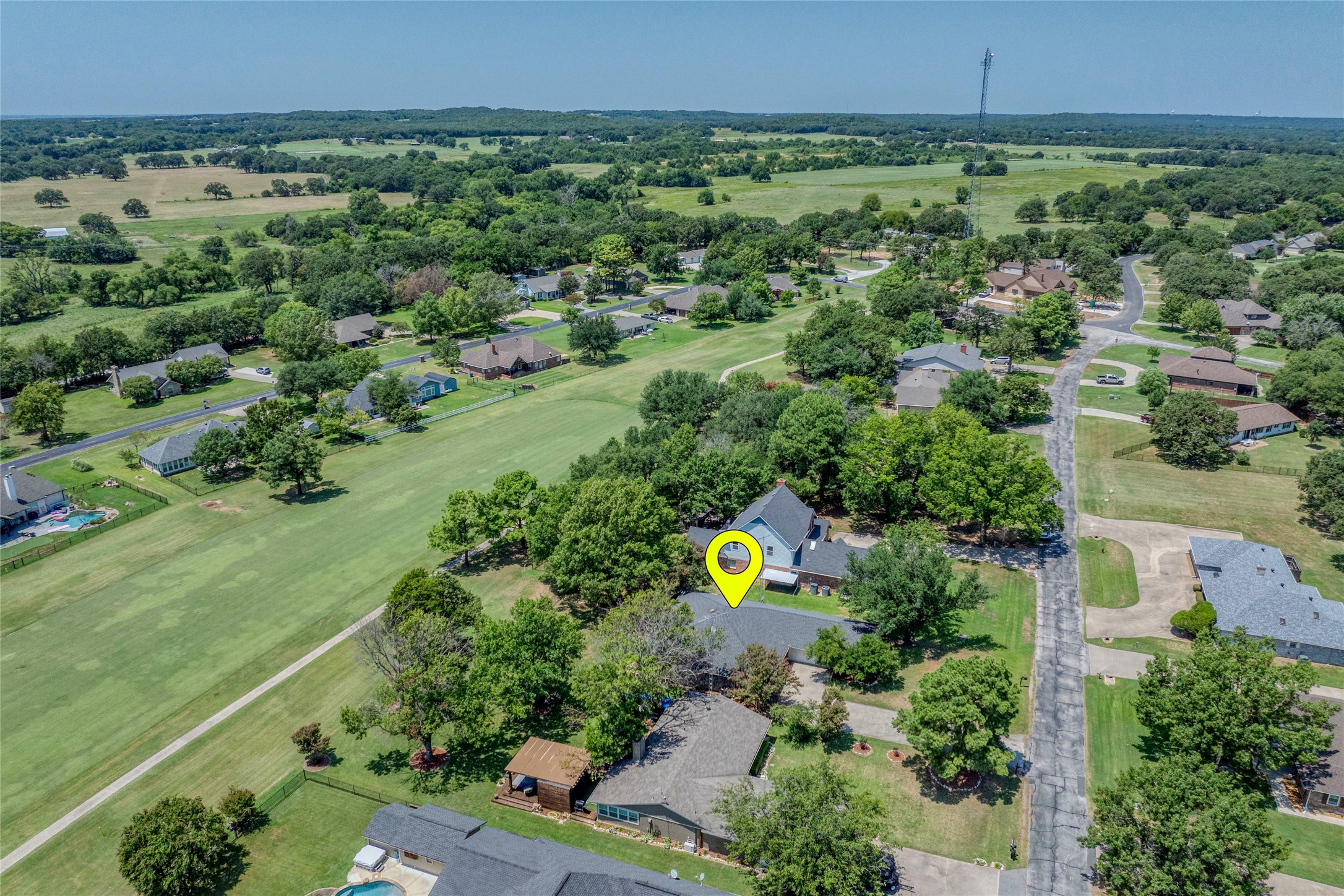 310 Navajo Trail Gainesville TX 76240