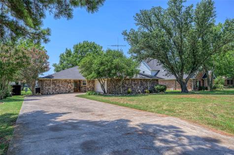 310 Navajo Trail Gainesville TX 76240