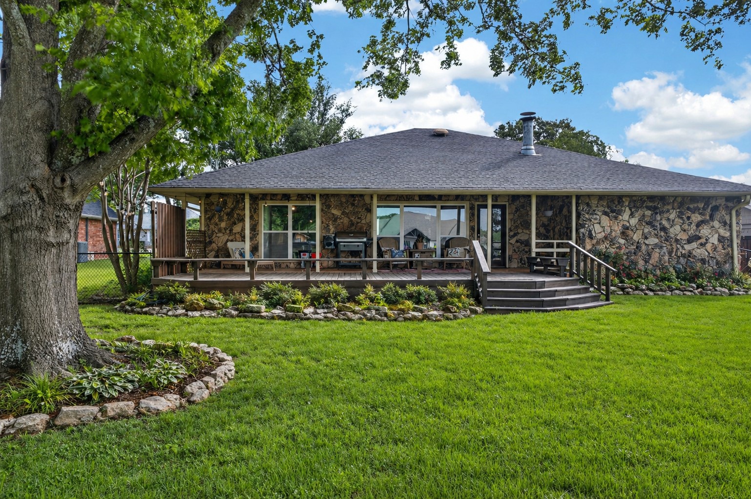 310 Navajo Trail Gainesville TX 76240