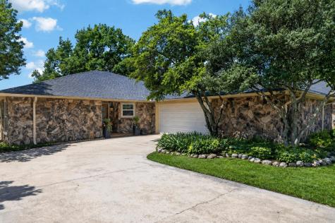 310 Navajo Trail Gainesville TX 76240
