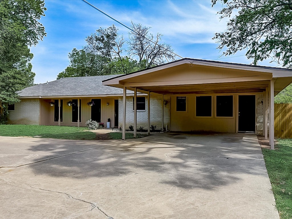 605 Carlisle Drive Lake Dallas TX 75065