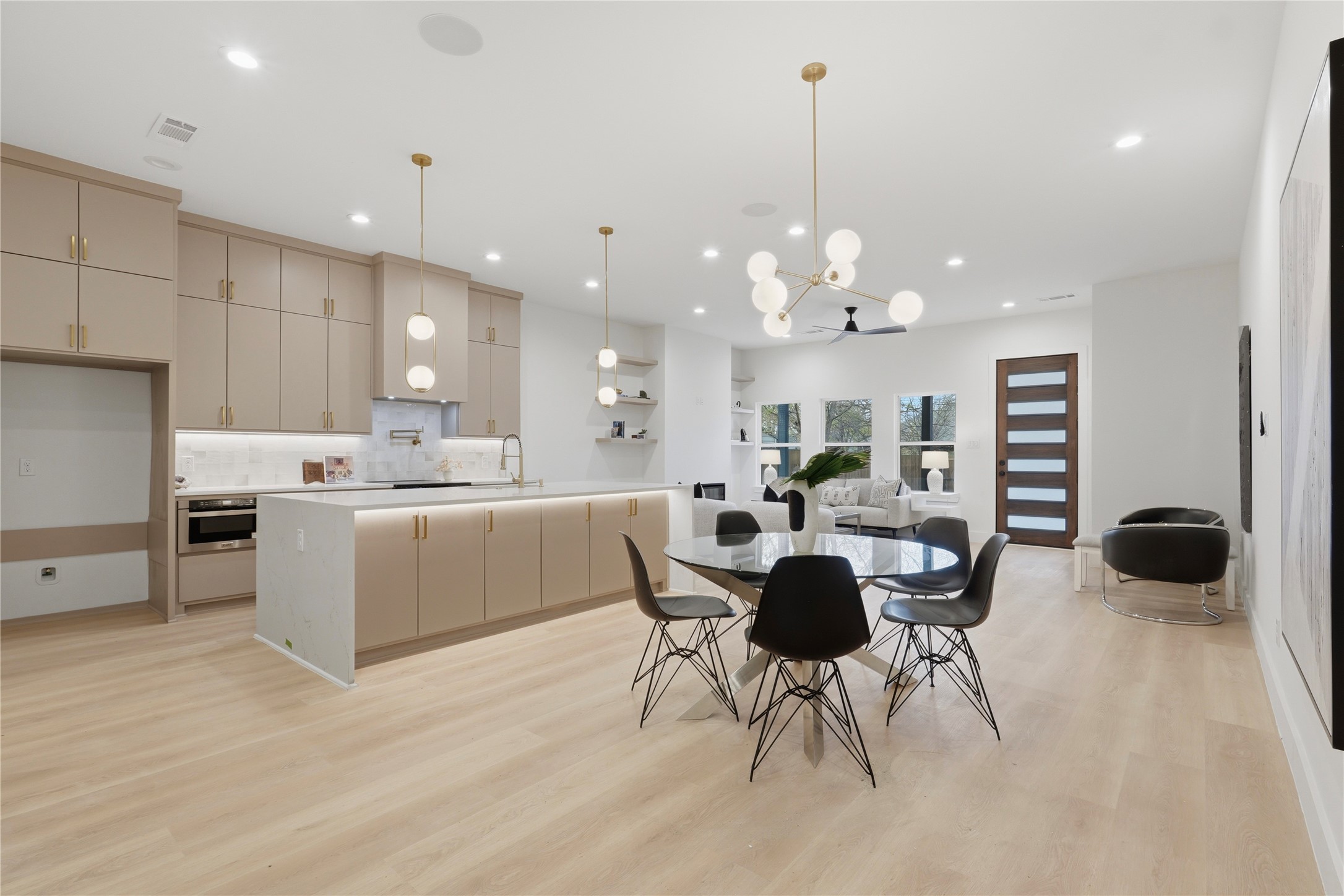 4438 Tacoma Street Dallas TX 75216