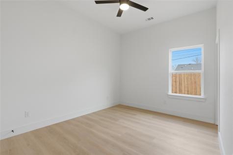 4438 Tacoma Street Dallas TX 75216