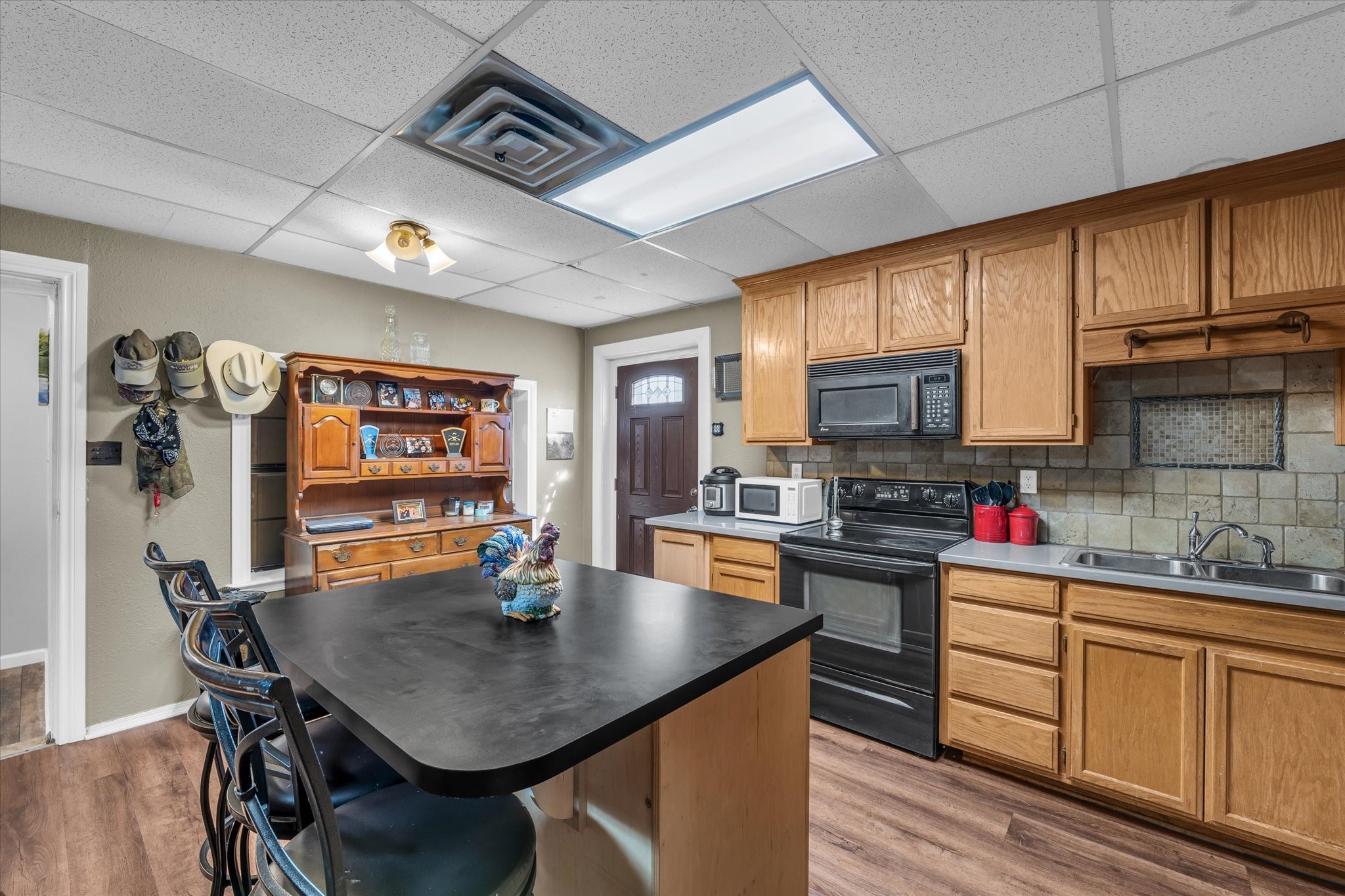 756 Camino Del Rosas Woodway TX 76712