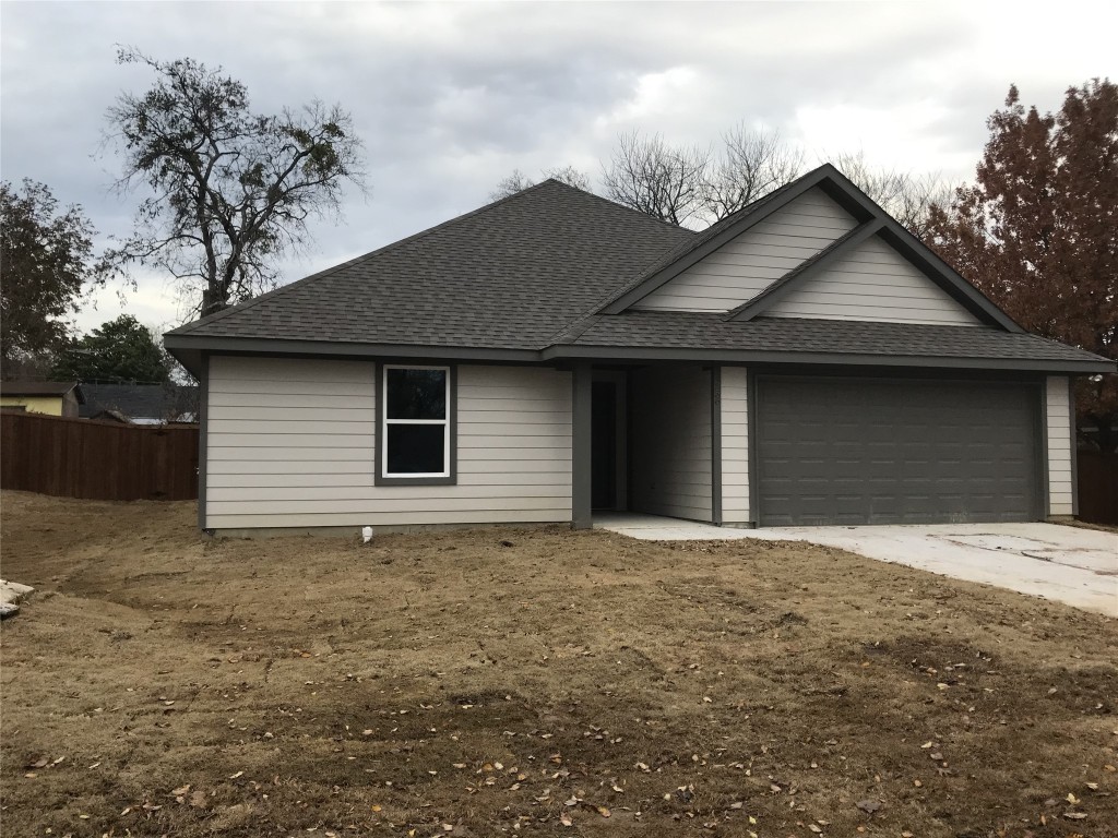 756 Nash Street Van Alstyne TX 75495