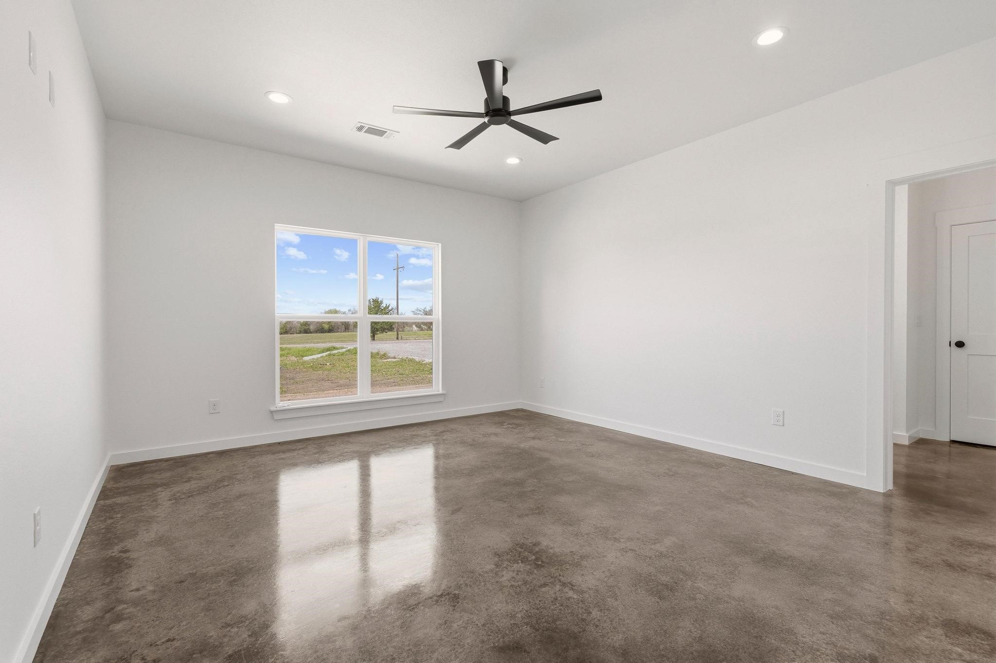 14457 E Fm 1396 Windom TX 75492