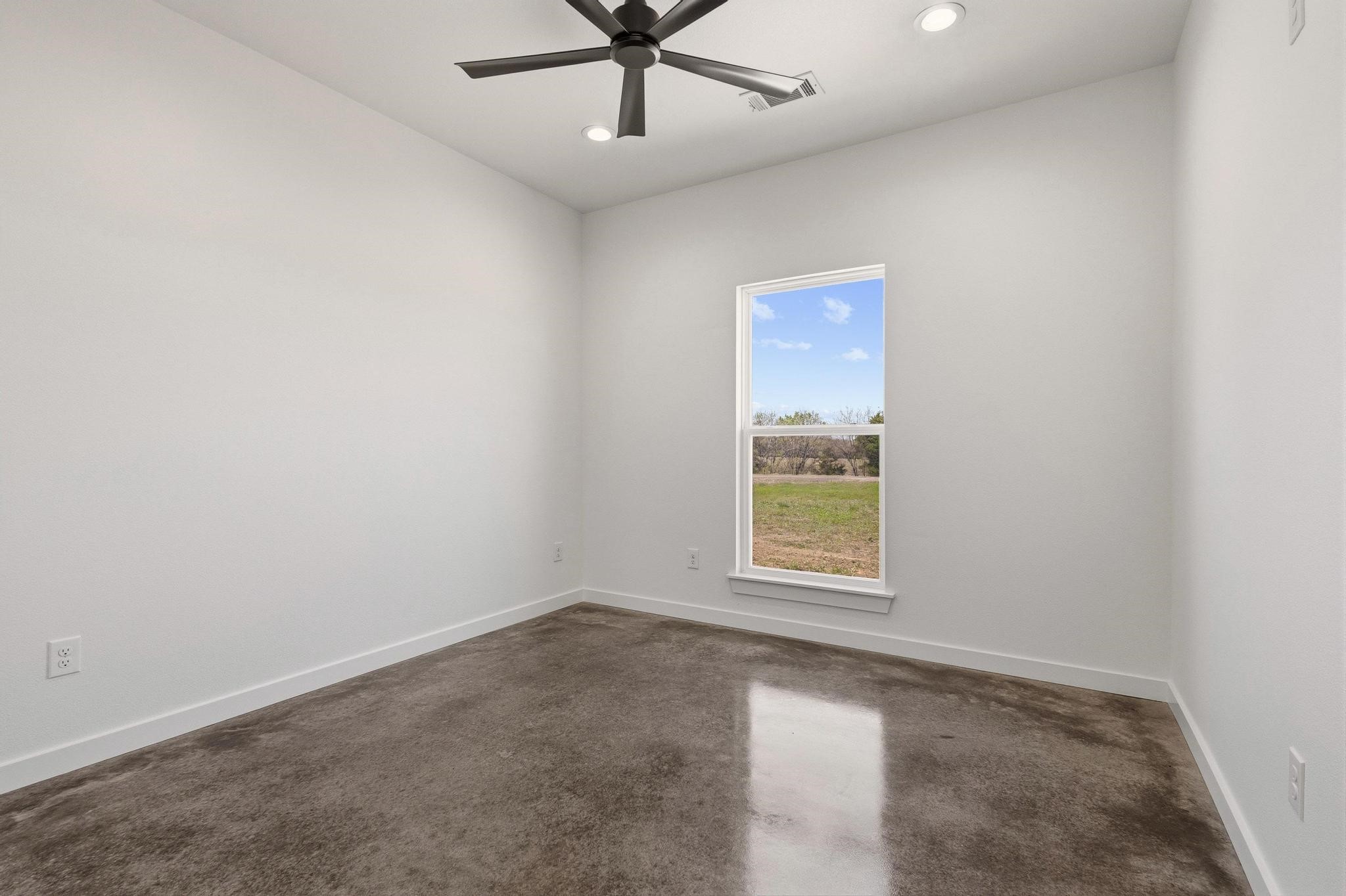 14457 E Fm 1396 Windom TX 75492