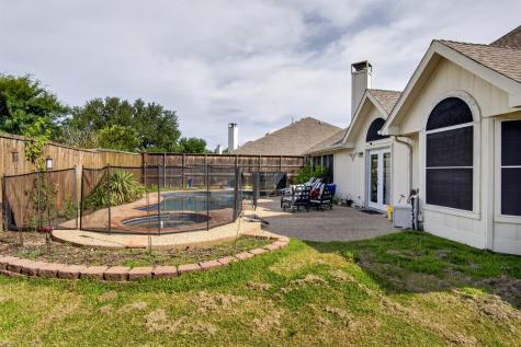 10115 Andre Drive Irving TX 75063