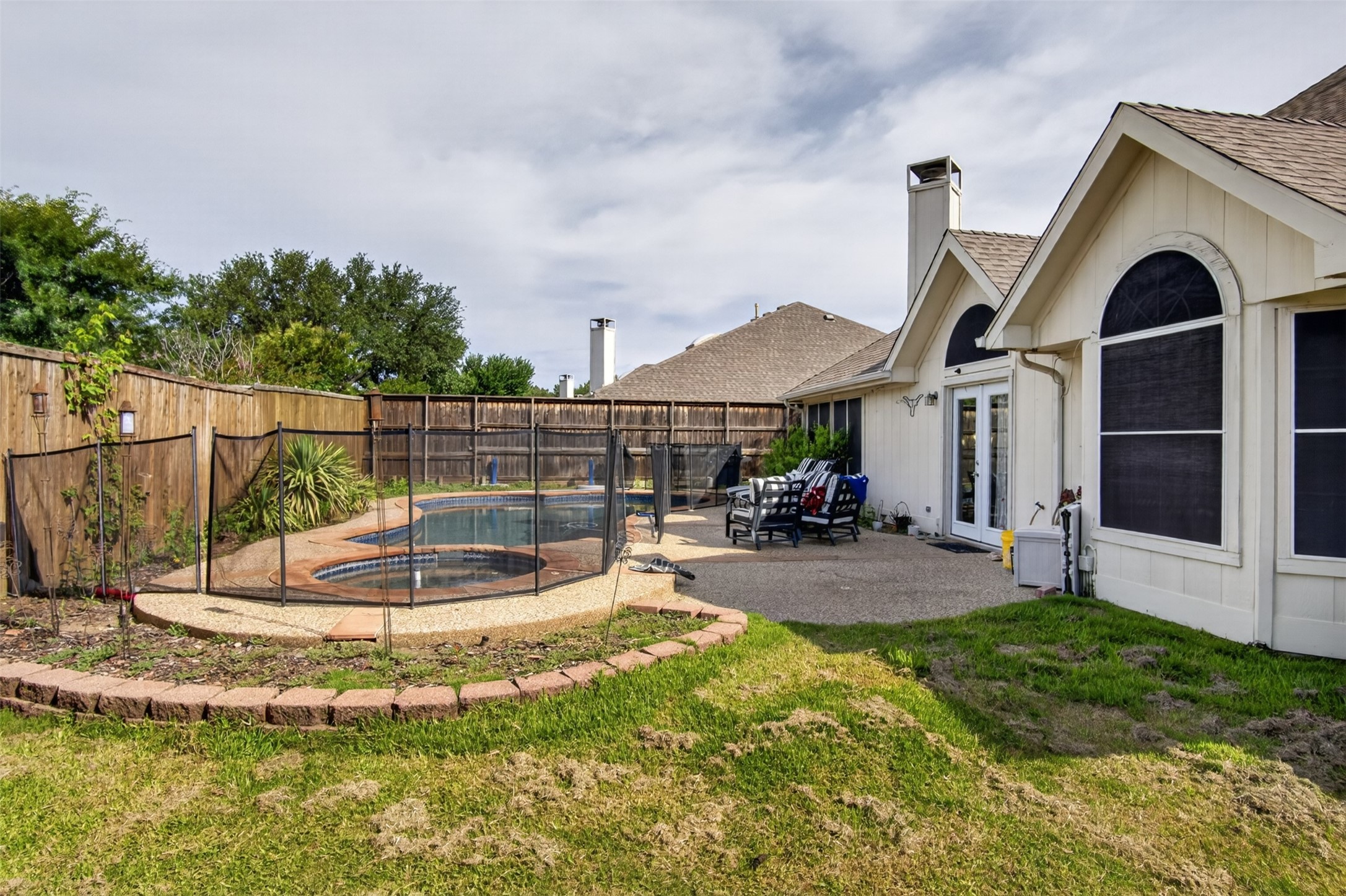 10115 Andre Drive Irving TX 75063