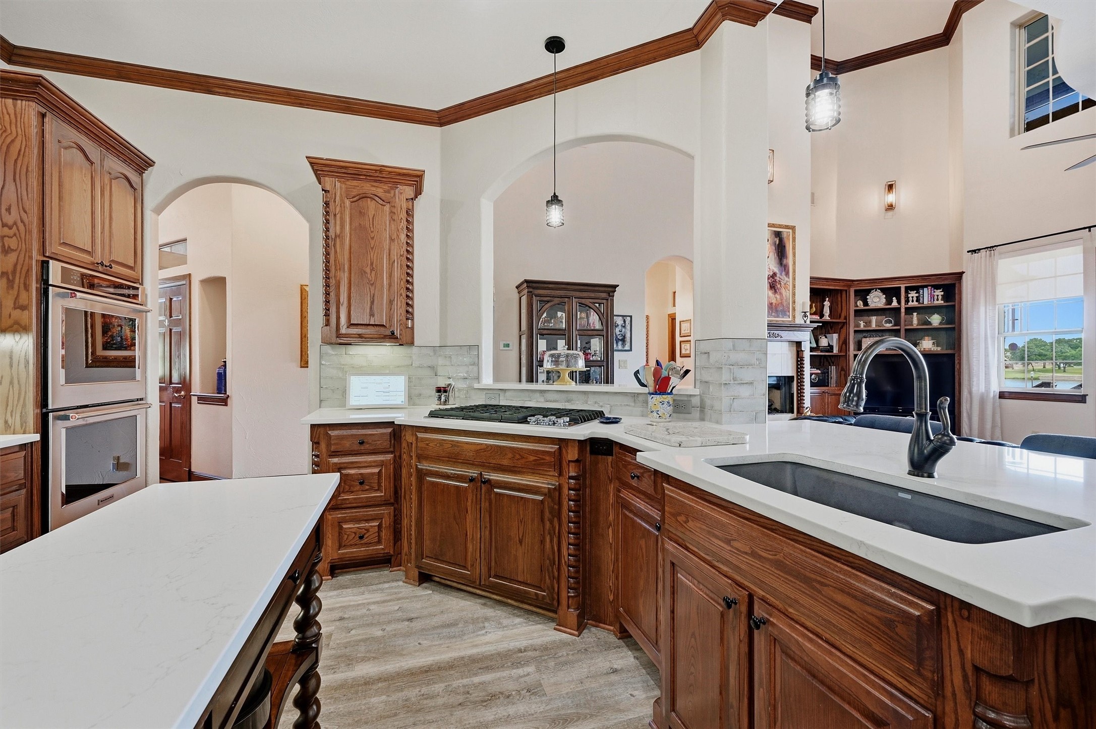 1211 Kiowa Drive W Lake Kiowa TX 76240