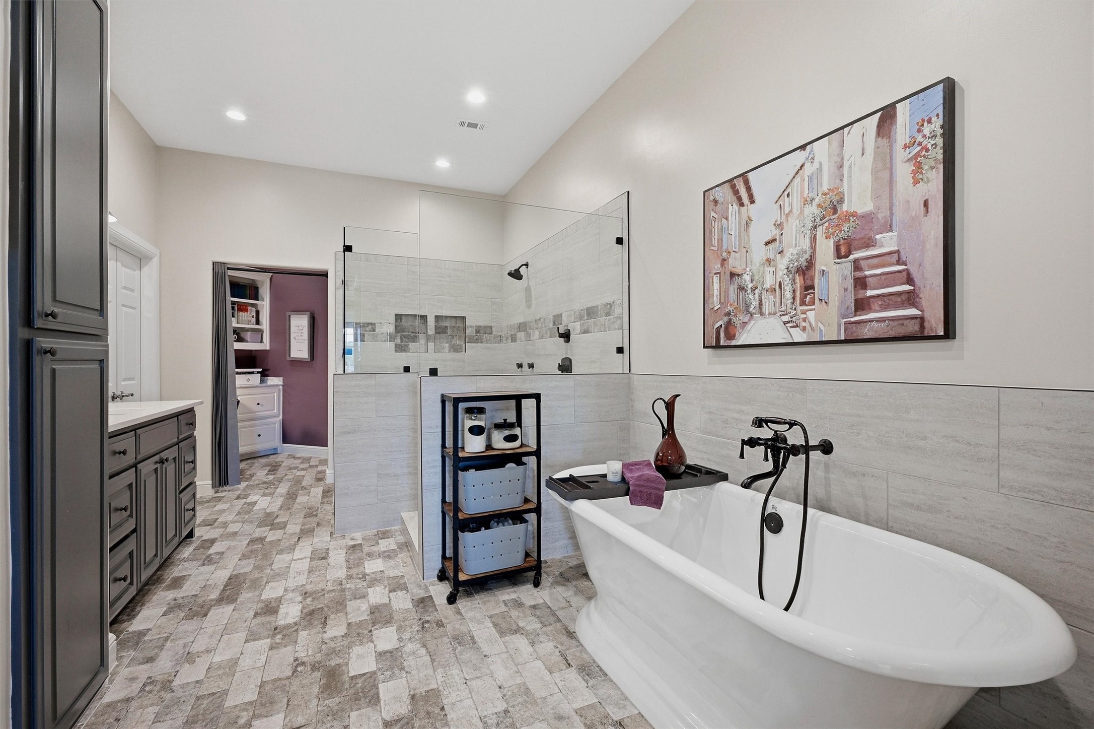 1211 Kiowa Drive W Lake Kiowa TX 76240