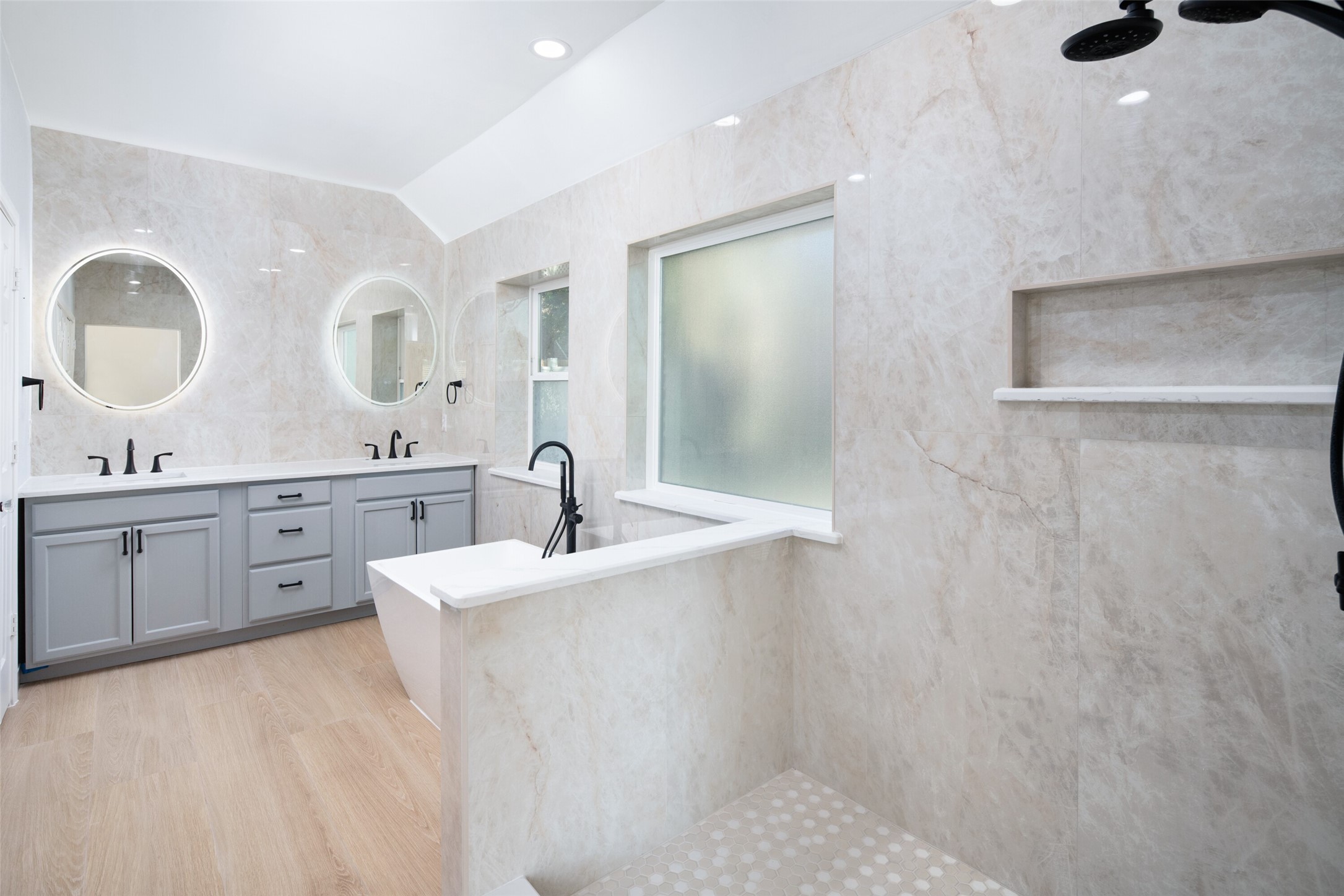 2316 Broken Point Mckinney TX 75072