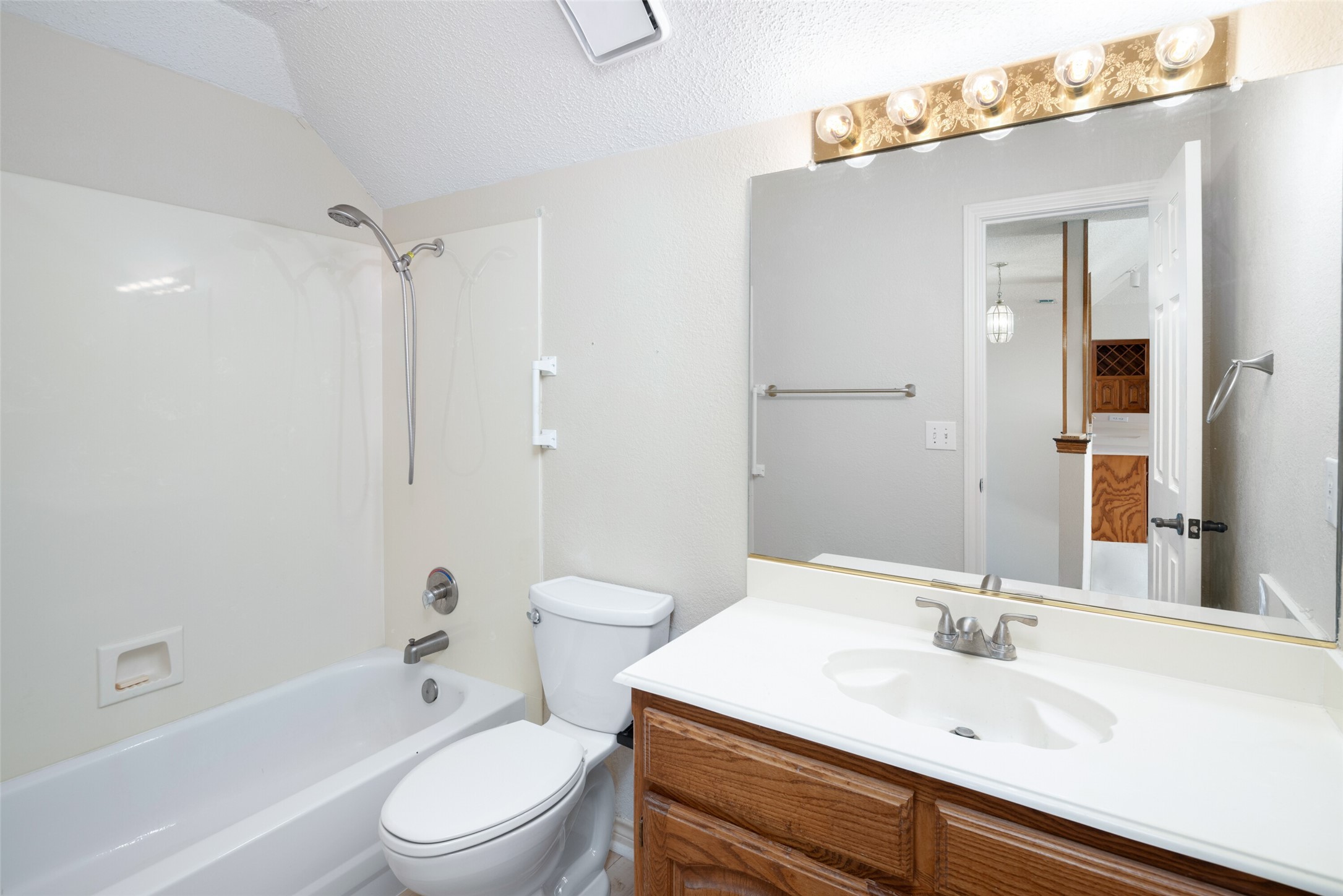 2316 Broken Point Mckinney TX 75072