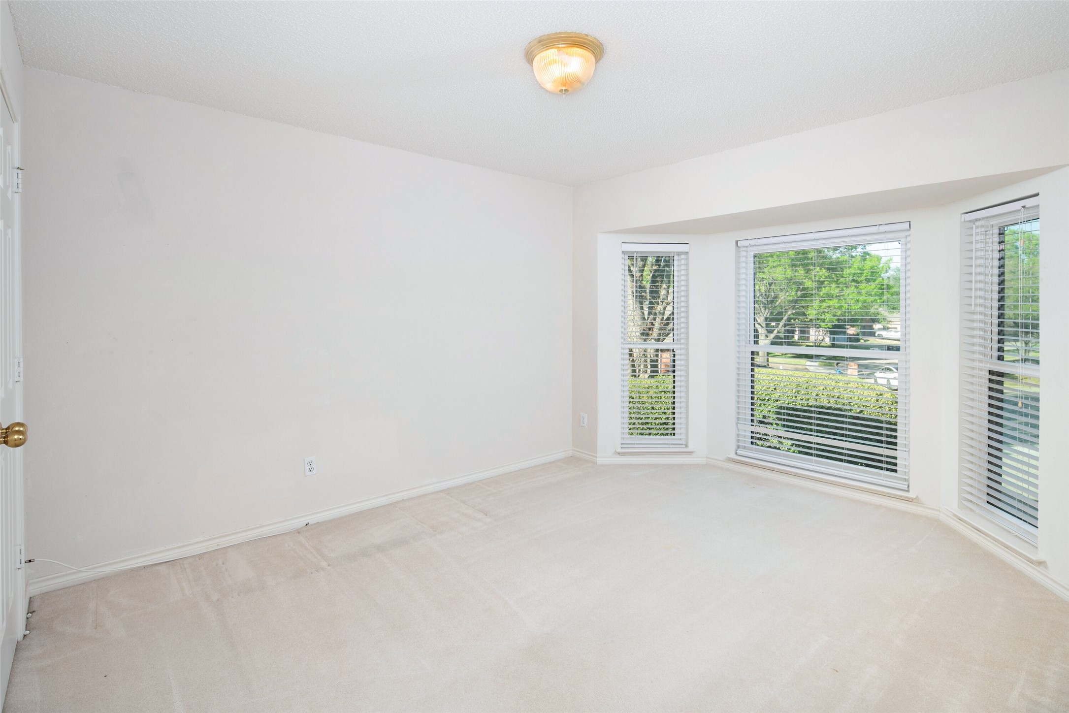 2316 Broken Point Mckinney TX 75072