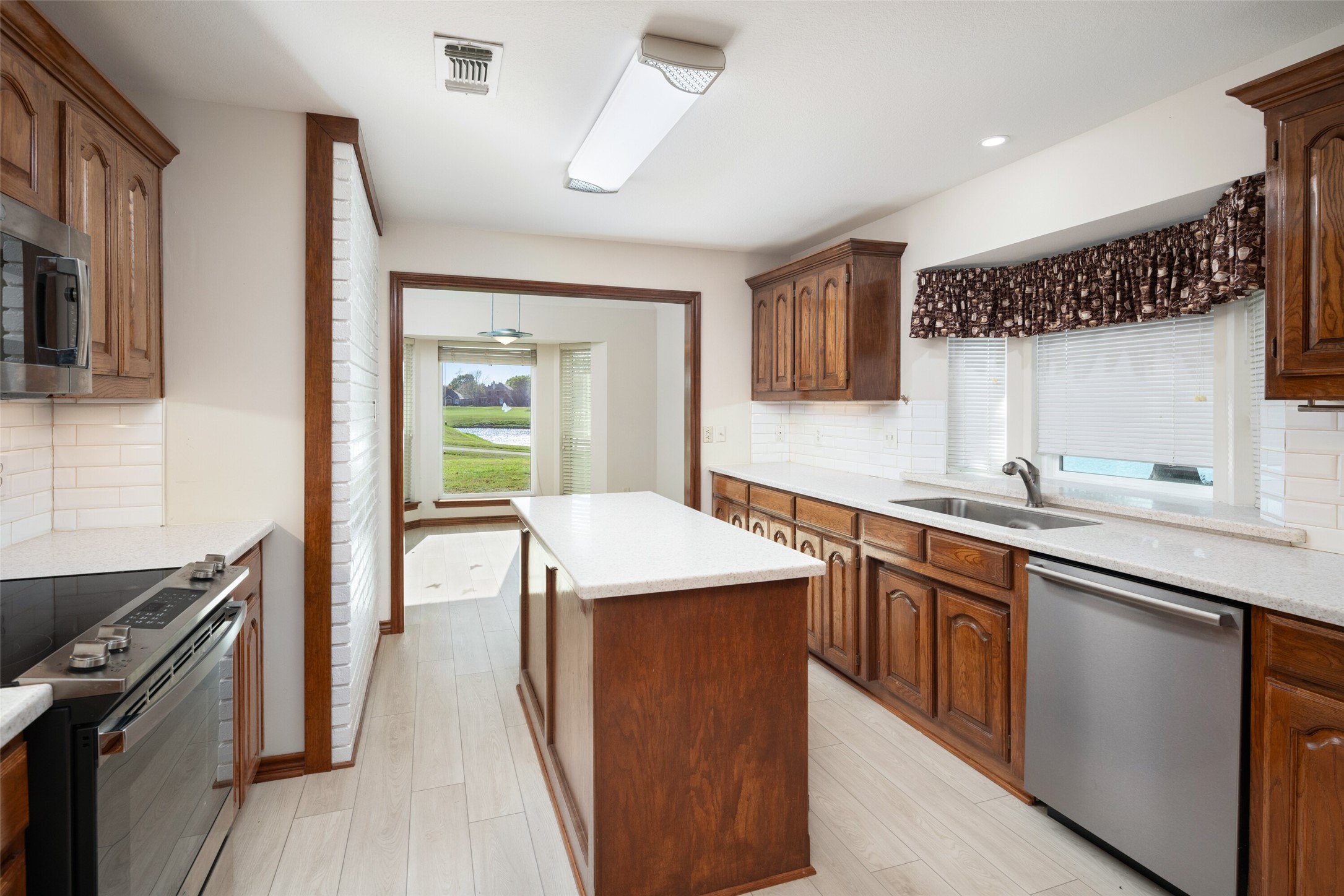 2316 Broken Point Mckinney TX 75072