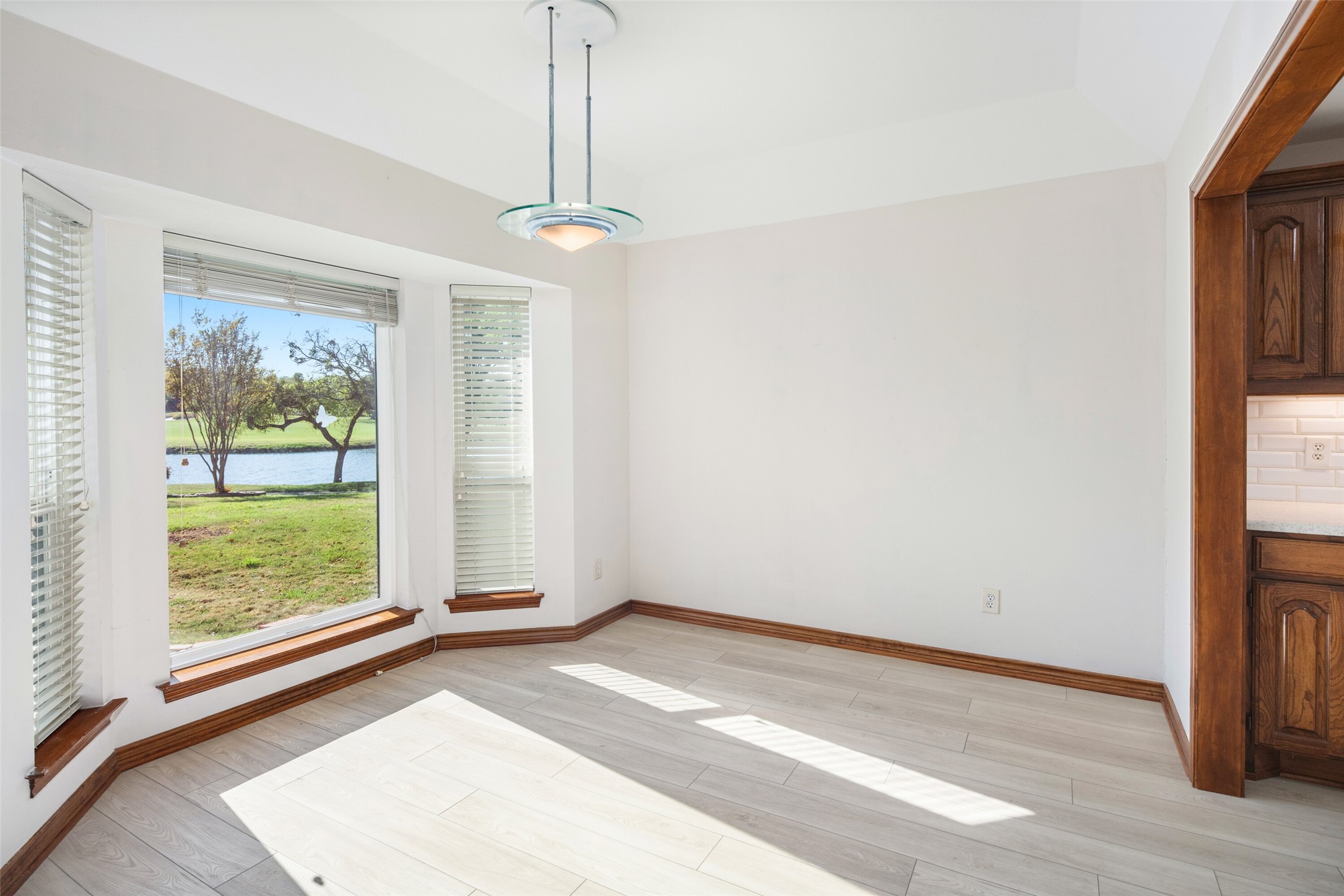 2316 Broken Point Mckinney TX 75072